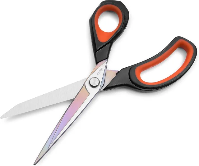 Open LIVINGO 8.5-inch titanium tailor shears with black and red handles